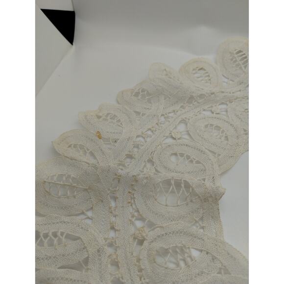 Vintage Round Battenburg Lace Insert - Yellowed from Age - 13" x 12" - Picture 3 of 5